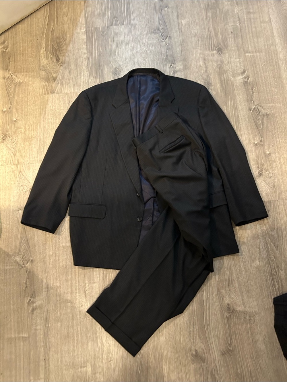 VTG Hickey Freeman 48R Blue Pinstripe Two-Piece Suit